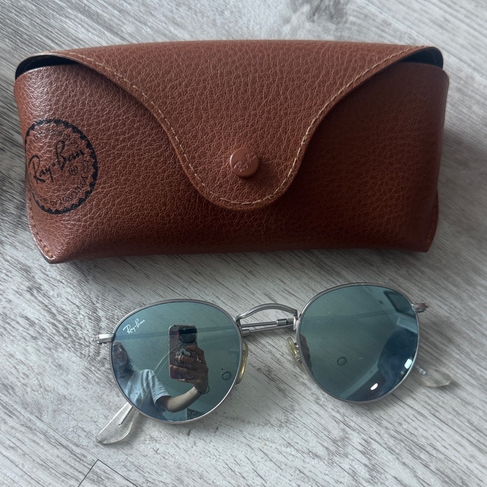 Ray-Ban Silver Sunglasses with Blue Lenses
